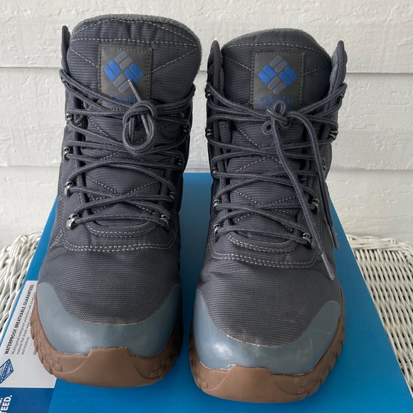 Men’s Columbia Fairbanks Omni Heat Boots in Graphite, Dark Moss size 9.5 - Picture 3 of 13